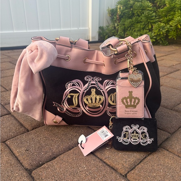 Juicy Couture Black and Pink Lovers Club Daydreamer and Matching Wallet - Picture 1 of 10